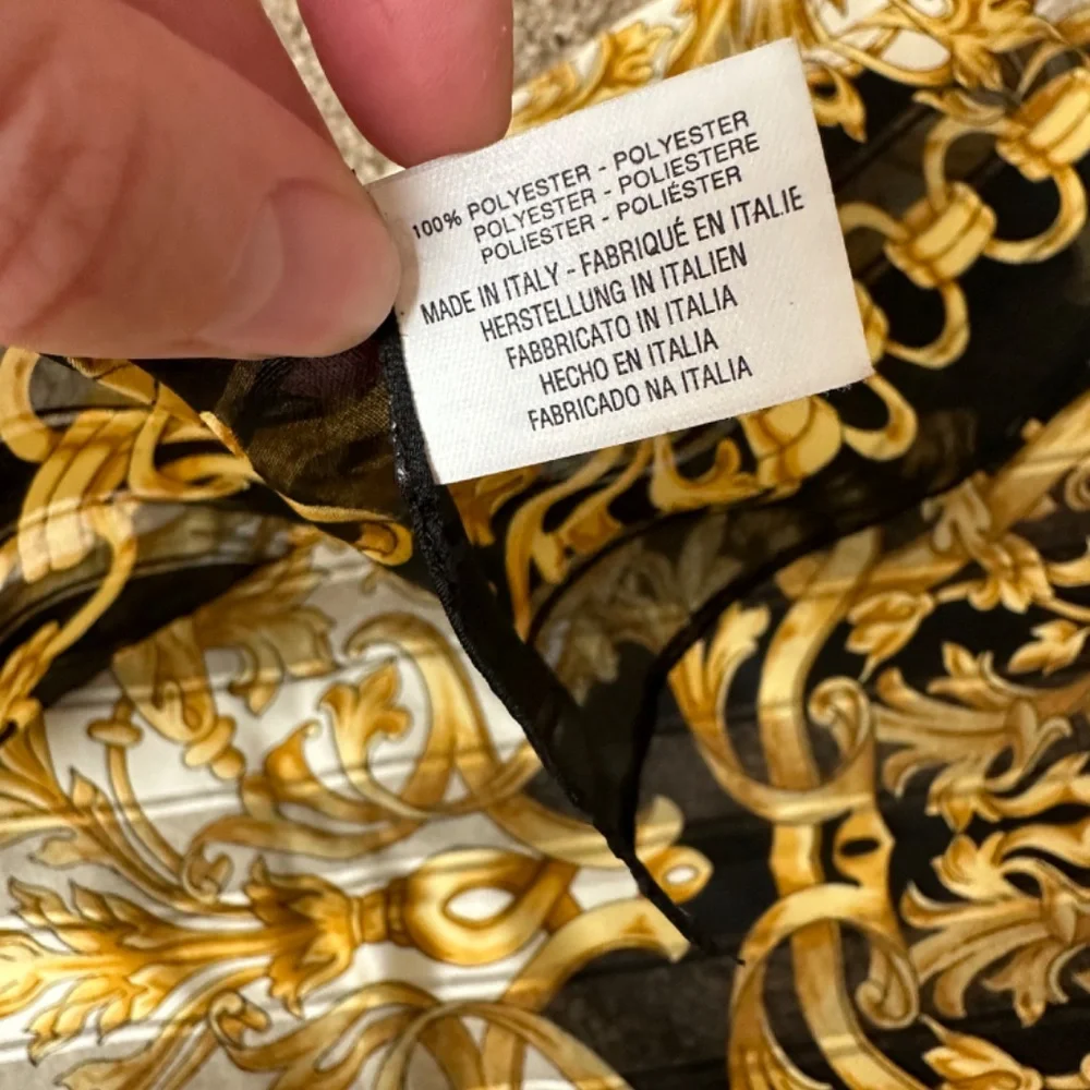 baroque scarf made in Italy - Picture 2 of 4